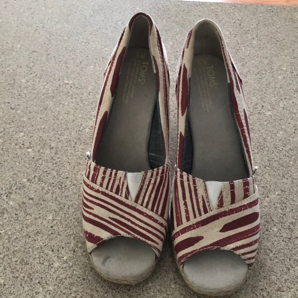 Women toms